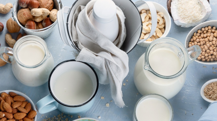 Pisali mljekarama da krenu u proizvodnju biljnoga mlijeka