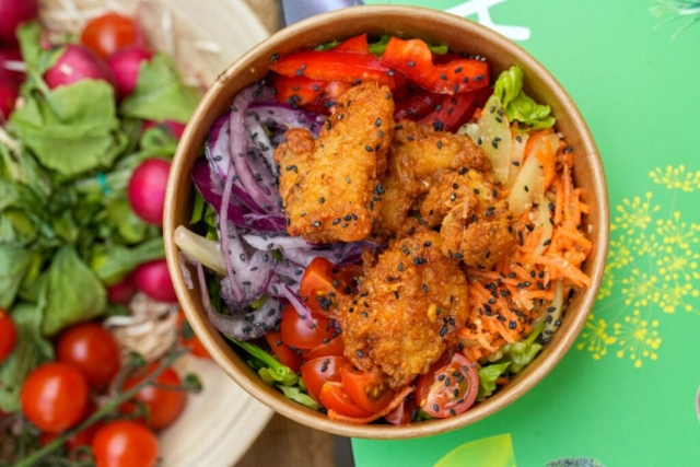 Top-Gun_Top-wings-salad_2