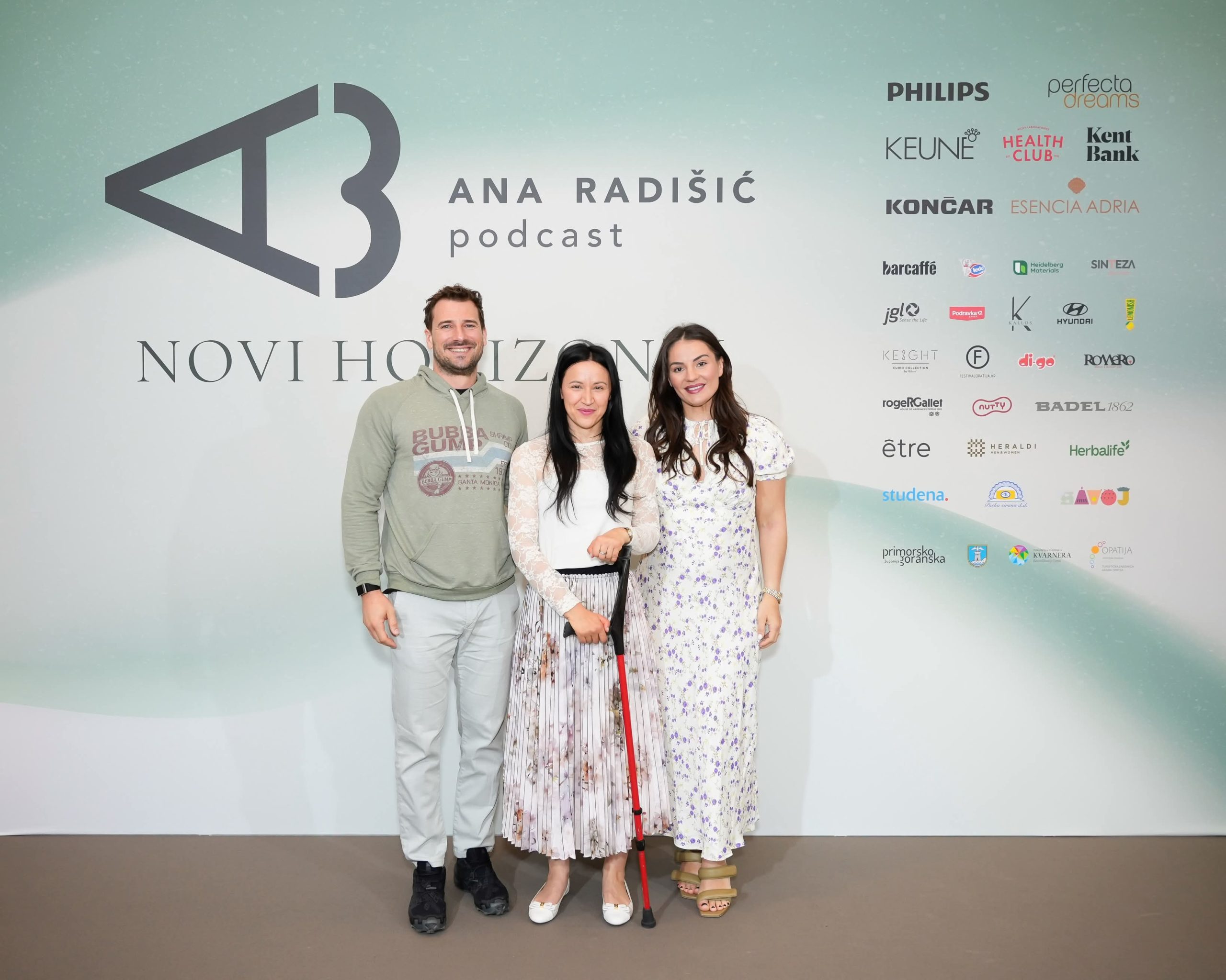 Ana Radišić u Opatiji okupila sportaše, umjetnike i poduzetnike: suze u publici i iskrene ispovijesti obilježile „Nove horizonte“